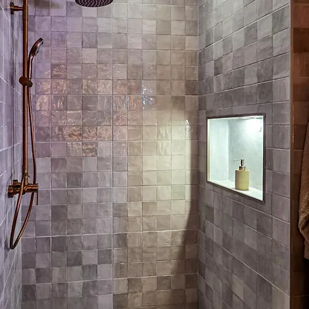 3 D'hotes De Charme Avec Jacuzzi & Sauna Au Clos De La Leze *