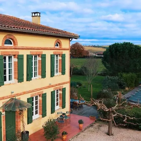 3 Chambres D'Hotes De Charme Avec Jacuzzi & Sauna Au Clos De La Leze